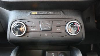 FORD FOCUS 1.0T EcoBoost Zetec Hatchback 5dr Petrol Auto Euro 6 (s/s) (125 