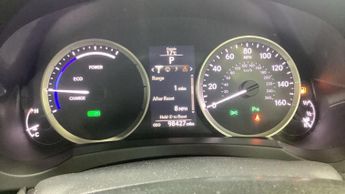LEXUS IS 2.5 300h Luxury Saloon 4dr Petrol Hybrid E-CVT Euro 5 (s/s) (223