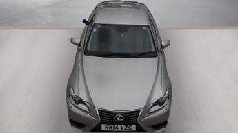 LEXUS IS 2.5 300h Luxury Saloon 4dr Petrol Hybrid E-CVT Euro 5 (s/s) (223