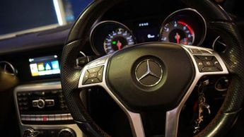 MERCEDES-BENZ SLK 2.1 SLK250 CDI AMG Sport Convertible 2dr Diesel G-Tronic+ Euro 5