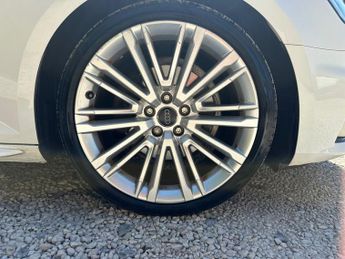 AUDI A4 2.0 TFSI 35 S line Saloon 4dr 