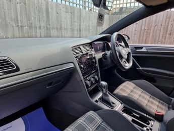 VOLKSWAGEN GOLF 2.0 TDI GTD Estate 5dr Diesel DSG Euro 6 (s/s) (184 ps)