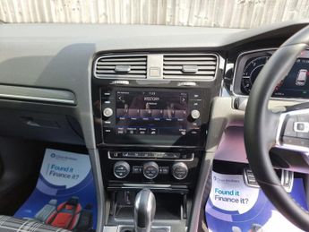 VOLKSWAGEN GOLF 2.0 TDI GTD Estate 5dr Diesel DSG Euro 6 (s/s) (184 ps)