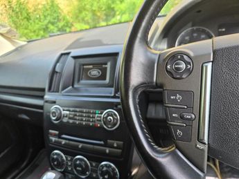 LAND ROVER FREELANDER 2 2.2 TD4 GS SUV 5dr Diesel CommandShift 4WD Euro 5 (150 ps)