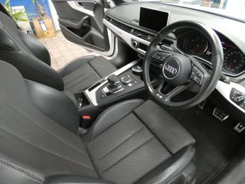 AUDI A4 AVANT 2.0 TDI S line Estate 5dr Diesel S Tronic quattro Euro 6 (s/s) (