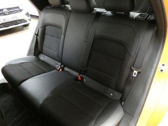 MG Mg4 64kWh Trophy Long Range Hatchback 5dr Electric Auto (203 ps)