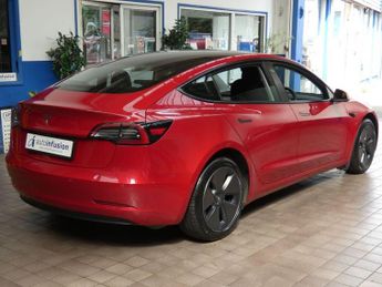 TESLA Model 3 Standard Range Plus Saloon 4dr Electric Auto RWD (241 bhp)