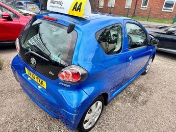 TOYOTA AYGO 1.0 VVT-i Blue Hatchback 3dr Petrol Manual Euro 4 (67 bhp)