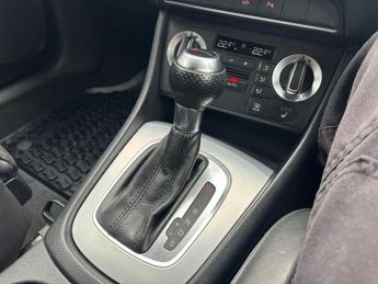 AUDI Q3 2.0 TDI S line Plus SUV 5dr Diesel S Tronic quattro Euro 5 (s/s)