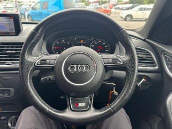 AUDI Q3 2.0 TDI S line Plus SUV 5dr Diesel S Tronic quattro Euro 5 (s/s)