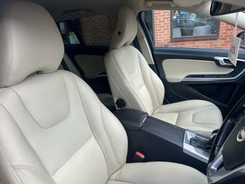 VOLVO V60 2.4 D5 SE Lux Nav Estate 5dr Diesel Geartronic Euro 5 (215 ps)