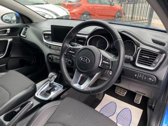 KIA CEED 1.4 T-GDi Blue Edition Hatchback 5dr Petrol DCT Euro 6 (s/s) (13