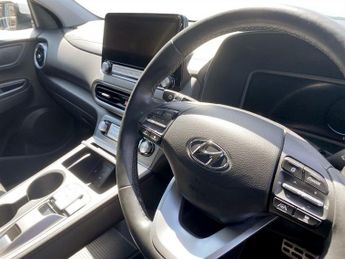 HYUNDAI KONA 64kWh Premium SUV 5dr Electric Auto (10.5kW Charger) (204 ps)