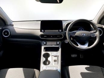 HYUNDAI KONA 64kWh Premium SUV 5dr Electric Auto (10.5kW Charger) (204 ps)
