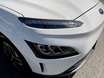HYUNDAI KONA 64kWh Premium SUV 5dr Electric Auto (10.5kW Charger) (204 ps)