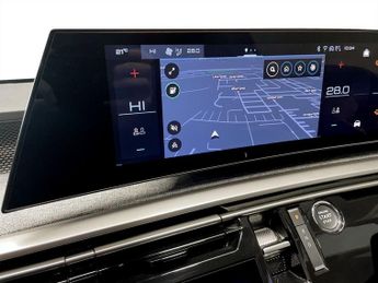 PEUGEOT E-3008 73kWh GT SUV 5dr Electric Auto (210 ps)