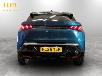 PEUGEOT E-3008 73kWh GT SUV 5dr Electric Auto (210 ps)