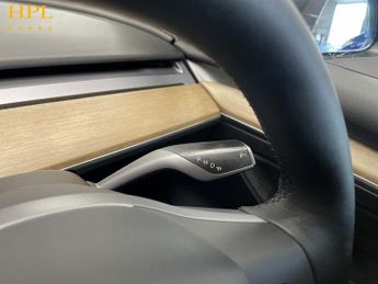 TESLA Model 3 (Dual Motor) Long Range Saloon 4dr Electric Auto 4WDE (346 ps)