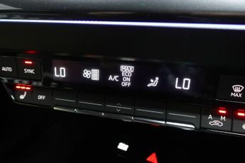 AUDI Q4 E-TRON 35 S line Sportback 5dr Electric Auto 55kWh (170 ps)