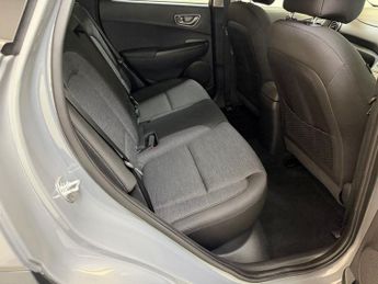 HYUNDAI KONA 64kWh Premium SUV 5dr Electric Auto (7kW Charger) (204 ps)