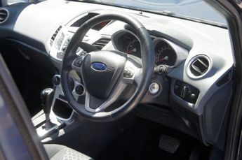 FORD FIESTA 1.4 Titanium Hatchback 5dr Petrol Automatic (154 g/km, 94 bhp)