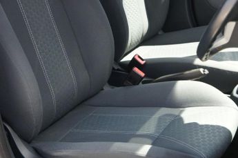 FORD FIESTA 1.4 Titanium Hatchback 5dr Petrol Automatic (154 g/km, 94 bhp)