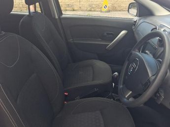 DACIA LOGAN MCV 1.5 dCi Laureate Estate 5dr Diesel Manual Euro 6 (s/s) (90 ps)