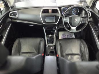 SUZUKI SX4 S-CROSS 1.6 SZ5 SUV 5dr Petrol Manual ALLGRIP Euro 6 (120 ps)