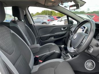 RENAULT CLIO 1.5 dCi Dynamique S Nav Hatchback 5dr Diesel Manual Euro 6 (s/s)