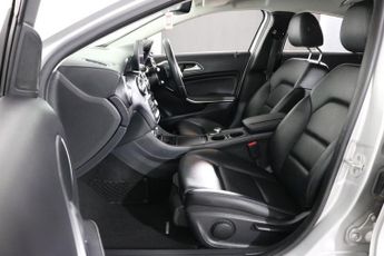 MERCEDES-BENZ A CLASS 2.1 A200d Sport (Premium) Hatchback 5dr Diesel 7G-DCT Euro 6 (s/