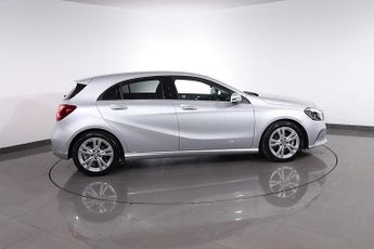MERCEDES-BENZ A CLASS 2.1 A200d Sport (Premium) Hatchback 5dr Diesel 7G-DCT Euro 6 (s/
