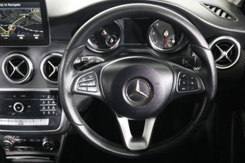 MERCEDES-BENZ A CLASS 2.1 A200d Sport (Premium) Hatchback 5dr Diesel 7G-DCT Euro 6 (s/