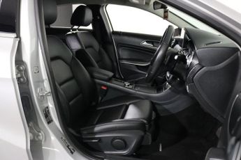 MERCEDES-BENZ A CLASS 2.1 A200d Sport (Premium) Hatchback 5dr Diesel 7G-DCT Euro 6 (s/