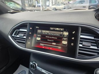 PEUGEOT 308 1.2AUTOMATIC PureTech GT Line Hatchback 5dr Petrol EAT Euro 6 (s