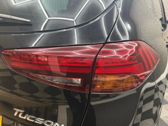 HYUNDAI TUCSON 1.6 T-GDi Premium SUV 5dr Petrol DCT Euro 6 (s/s) (177 ps)