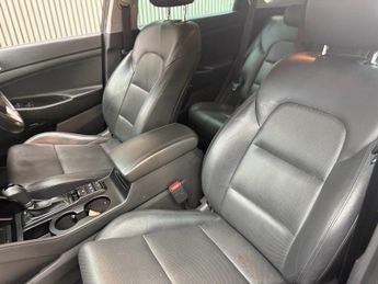 HYUNDAI TUCSON 1.6 T-GDi Premium SUV 5dr Petrol DCT Euro 6 (s/s) (177 ps)