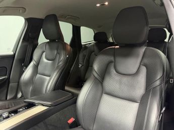 VOLVO XC60 2.0 D5 PowerPulse Inscription SUV 5dr Diesel Auto AWD Euro 6 (s/
