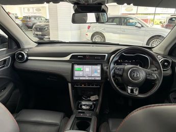 MG MG ZS 51.1kWh Trophy SUV 5dr Electric Auto (176 ps)