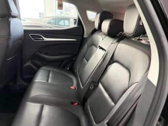 MG MG ZS 51.1kWh Trophy SUV 5dr Electric Auto (176 ps)