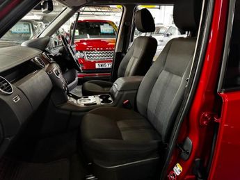 LAND ROVER DISCOVERY 4 3.0 SD V6 SE SUV 5dr Diesel Auto 4WD Euro 5 (s/s) (255 bhp)