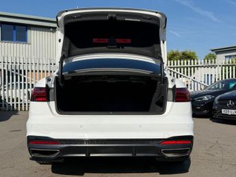 AUDI A4 2.0 TDI 35 Black Edition Saloon 4dr Diesel S Tronic Euro 6 (s/s)
