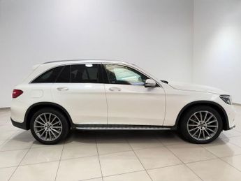 MERCEDES-BENZ GLC 2.1 GLC220d AMG Line (Premium) SUV 5dr Diesel G-Tronic+ 4MATIC E
