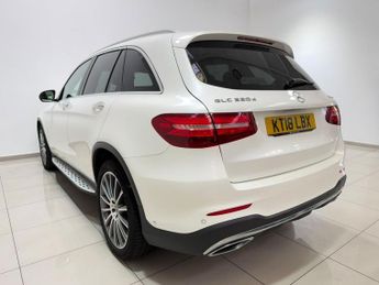 MERCEDES-BENZ GLC 2.1 GLC220d AMG Line (Premium) SUV 5dr Diesel G-Tronic+ 4MATIC E