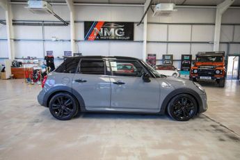 MINI HATCH 2.0 Cooper S Works Hatchback 5dr Petrol Auto Euro 6 (s/s) (210 p