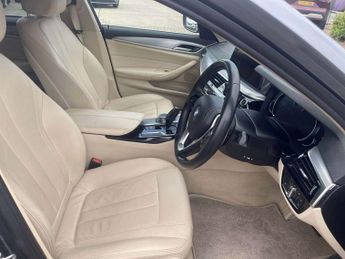 BMW 5 SERIES 2.0 520i SE Touring 5dr Petrol Auto Euro 6 (s/s) (184 ps)