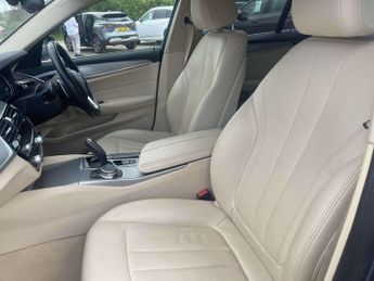 BMW 5 SERIES 2.0 520i SE Touring 5dr Petrol Auto Euro 6 (s/s) (184 ps)
