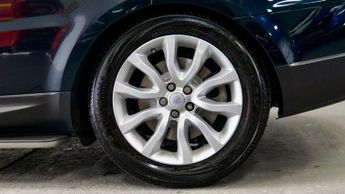 LAND ROVER RANGE ROVER SPORT 3.0 SD V6 HSE SUV 5dr Diesel Auto 4WD Euro 6 (s/s) (306 ps)