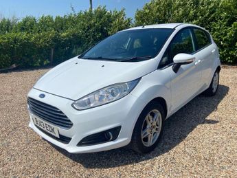 FORD FIESTA 1.25 Zetec Hatchback 5dr Petrol Manual Euro 5 (82 ps)