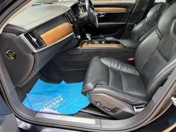 VOLVO S90 2.0 D4 Inscription Pro Saloon 4dr Diesel Auto