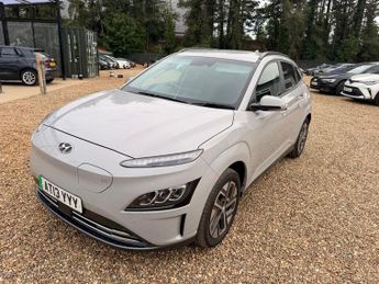 HYUNDAI KONA 39kWh Premium SUV 5dr Electric Auto (10.5kW Charger) (136 ps)